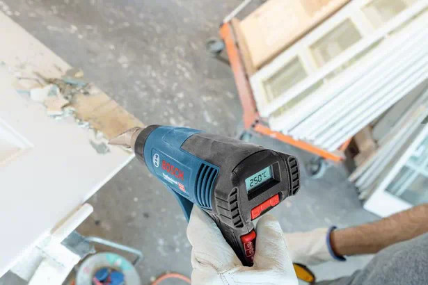 PISTOLA DE AIRE CALIENTE BOSCH GHG 20-63 2000W